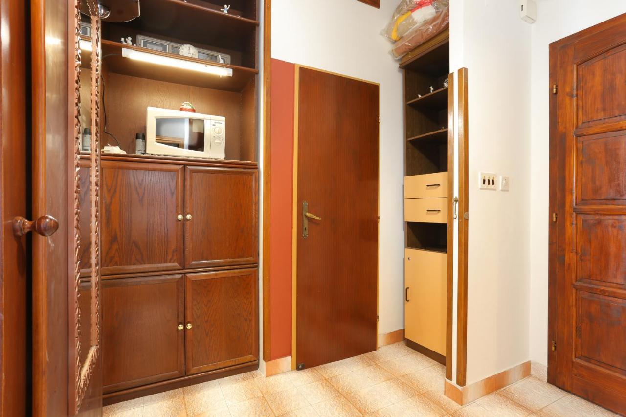 Apartments By The Sea Stanici, Omis - 1028 Tice ภายนอก รูปภาพ